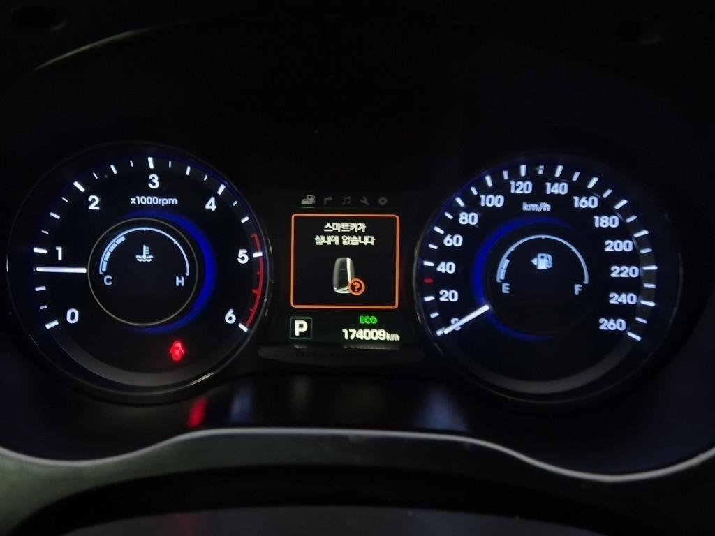 HYUNDAI Grandeur - Vista 6