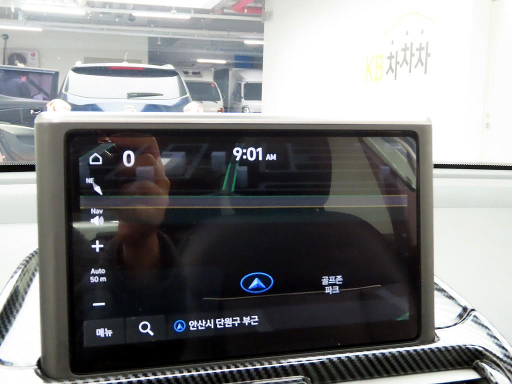 HYUNDAI Casper - Vista 8