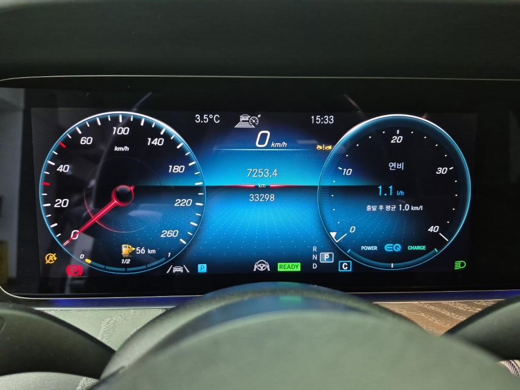 Mercedes Benz E class - Vista 7