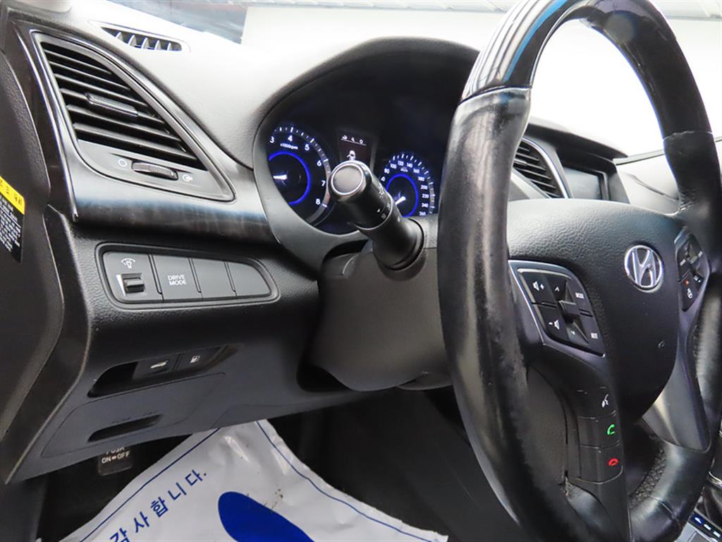 HYUNDAI Grandeur 2015 Negro - Importación desde Corea - HF Imports Iquique - Foto 15