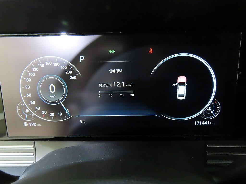 HYUNDAI Grandeur - Vista 9