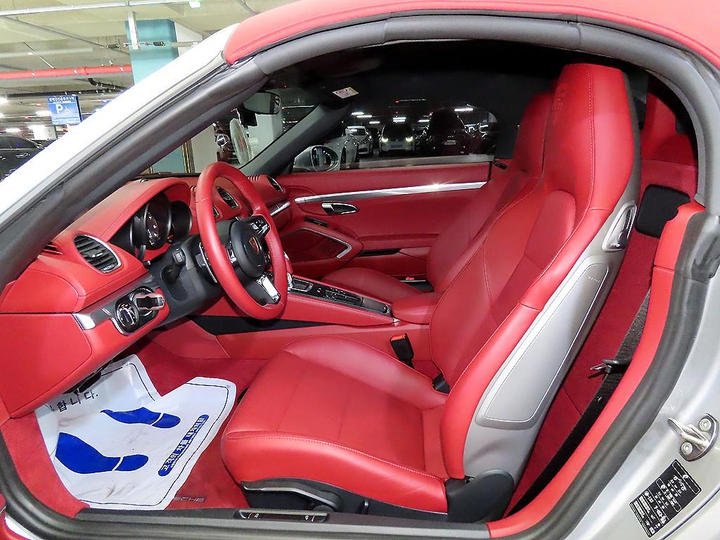 Porsche 718 - Vista 8