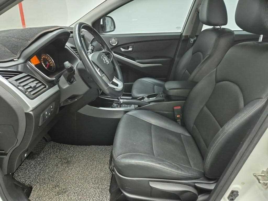 Ssangyong Korando - Vista 11