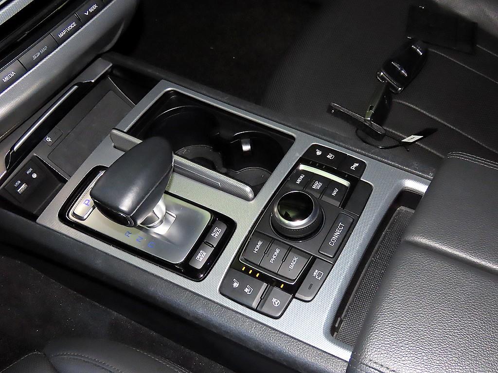 Genesis G80 - Vista 12