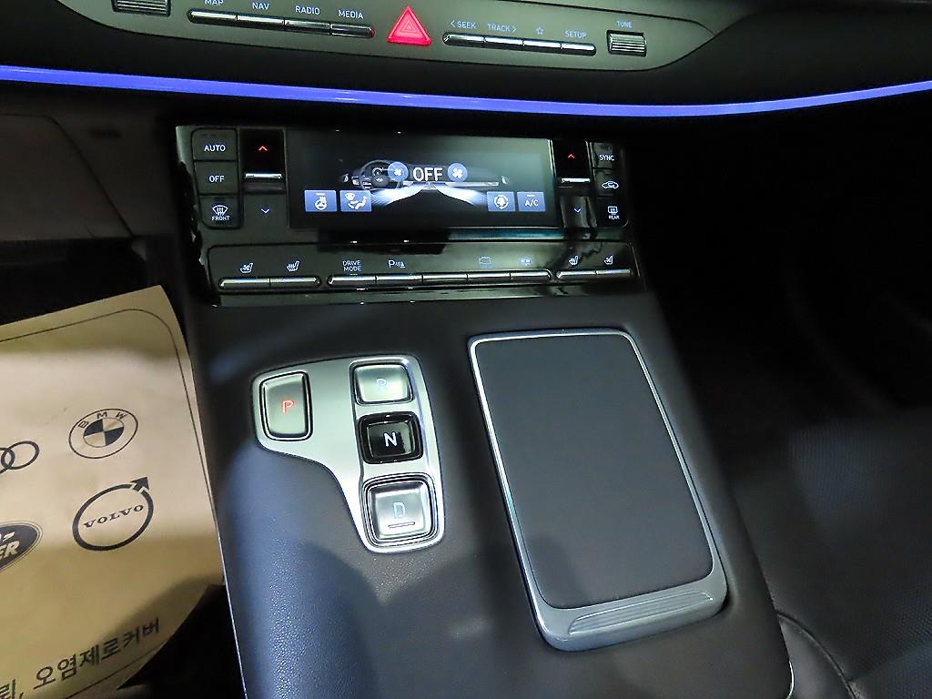 HYUNDAI Grandeur - Vista 12