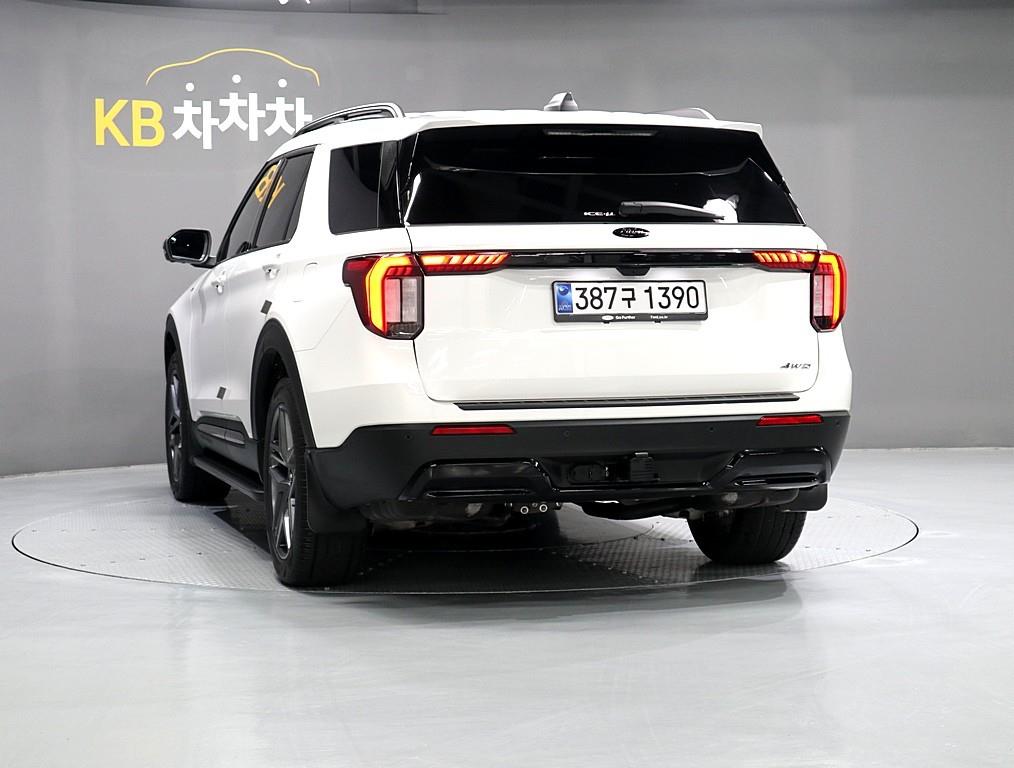 Ford Explorer - Vista 4