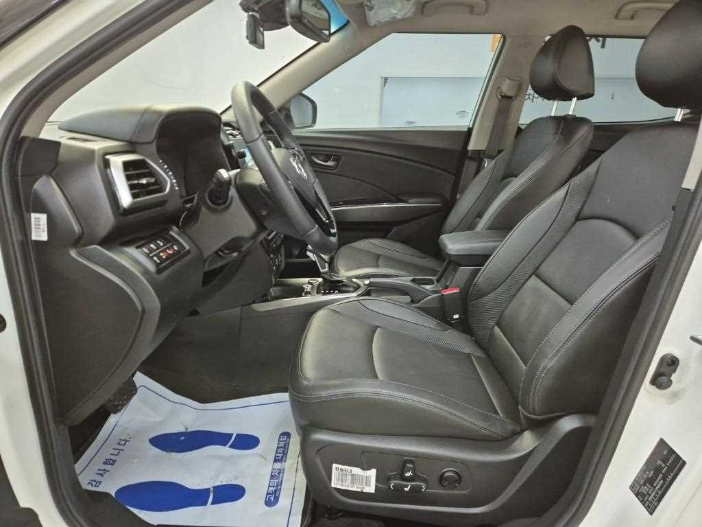 Ssangyong Tivoli - Vista 11