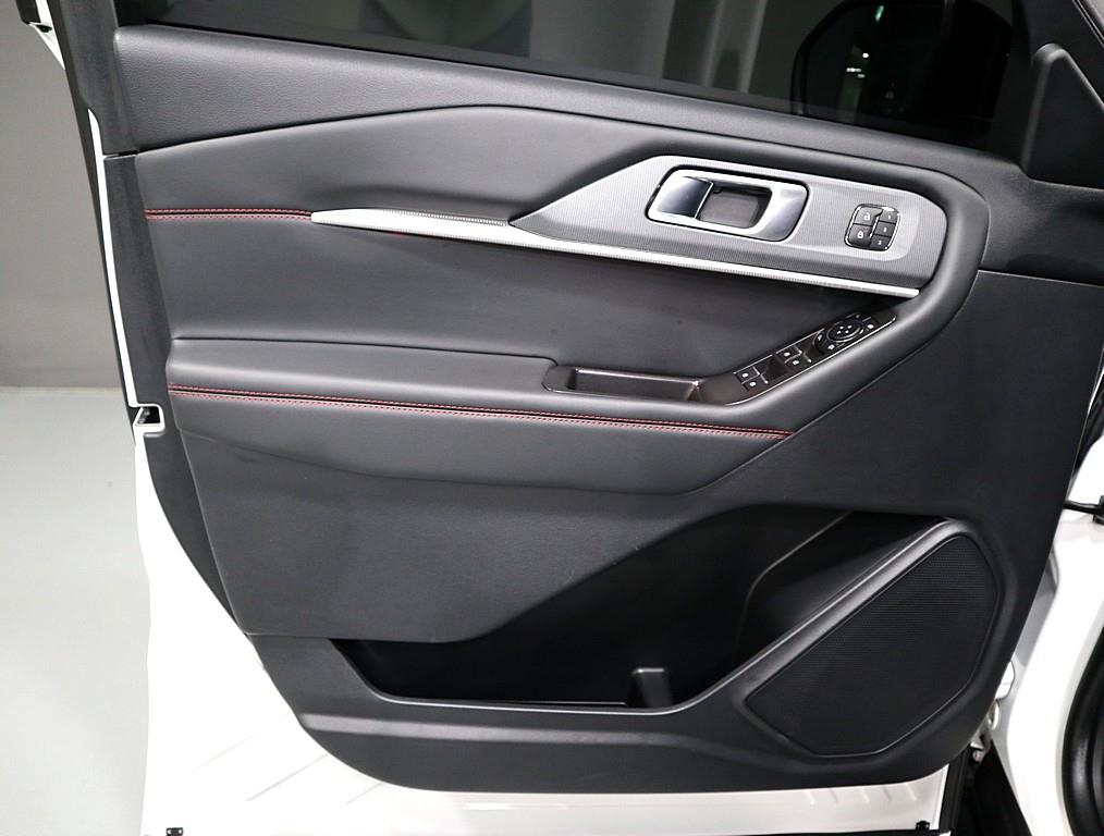 Ford Explorer - Vista 8