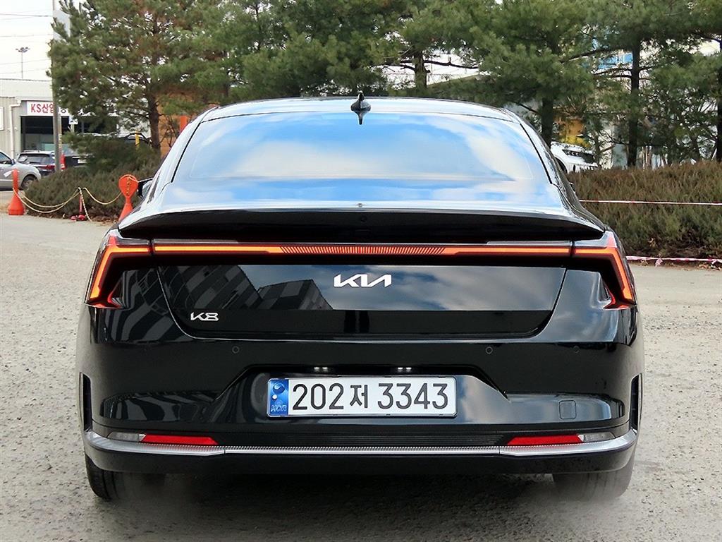 KIA K8 - Vista 4