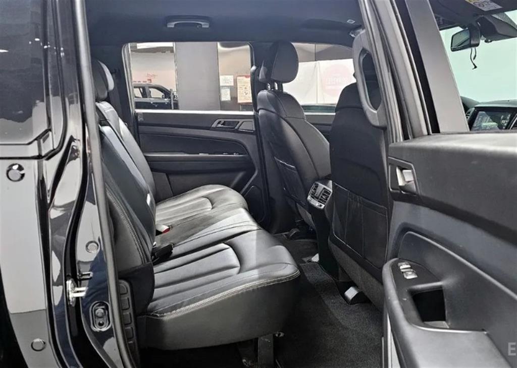 Ssangyong Rexton - Vista 12