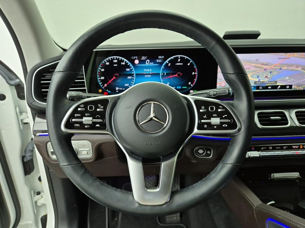 Mercedes Benz GLE Class - Vista 9