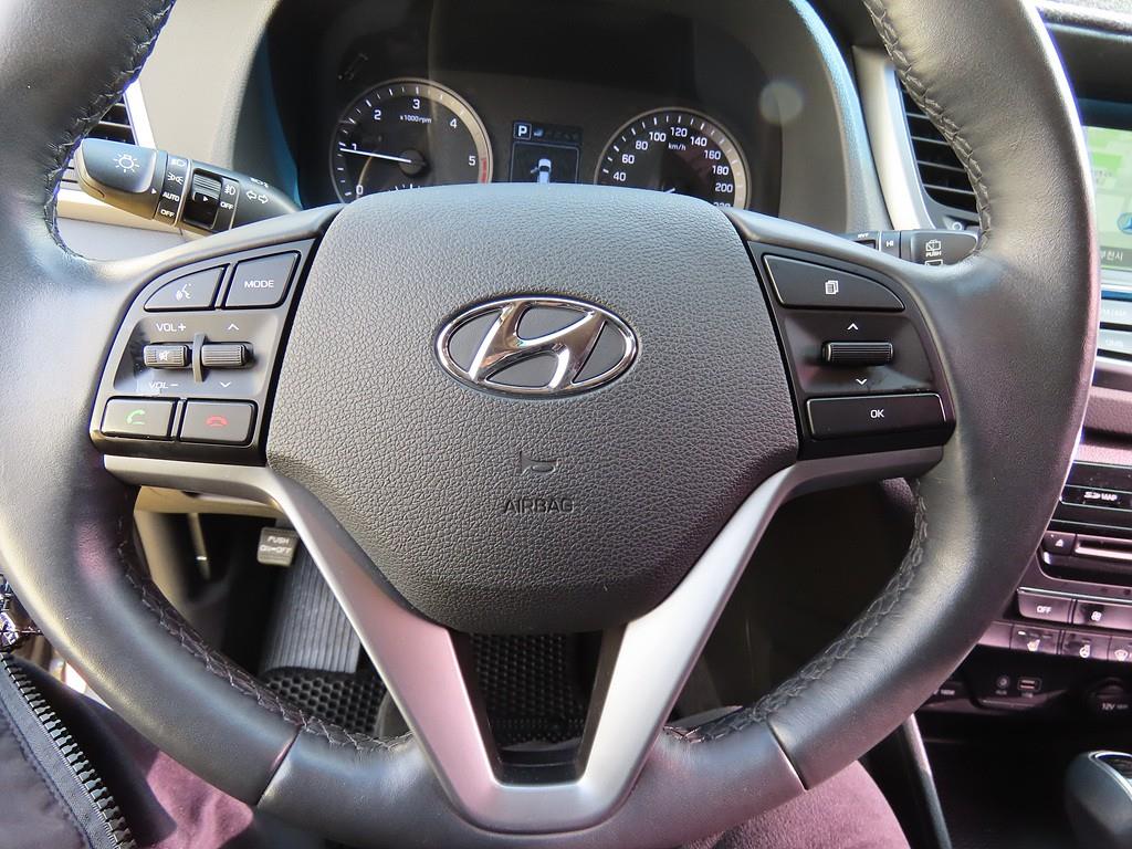 HYUNDAI Tucson - Vista 9