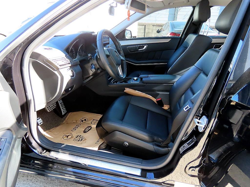 Mercedes Benz E class - Vista 5