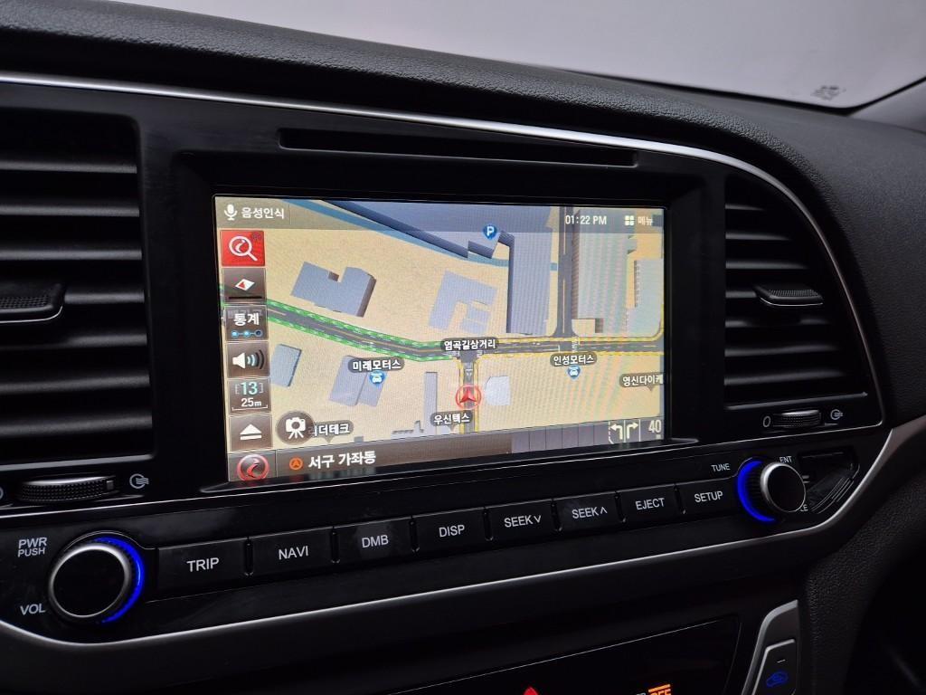 HYUNDAI Avante 2017 Gris - Importación desde Corea - HF Imports Iquique - Foto 13