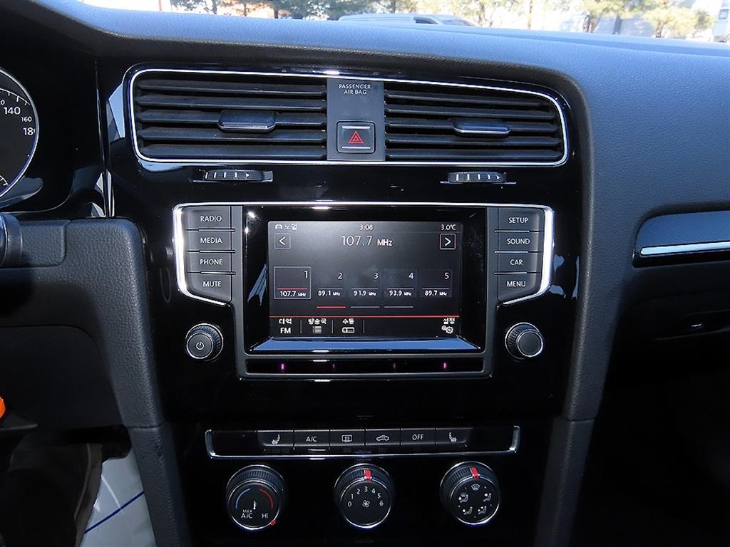 Volkswagen Golf - Vista 12