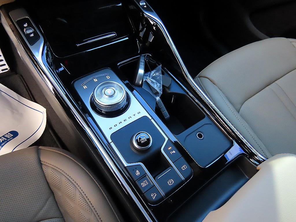 KIA Sorento - Vista 11