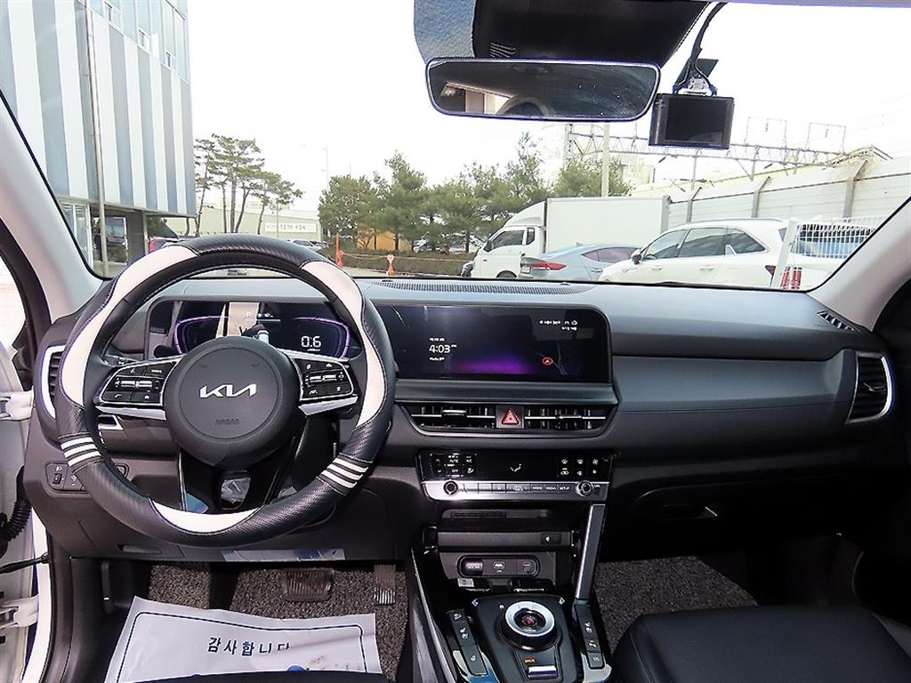 KIA Seltos - Vista 7