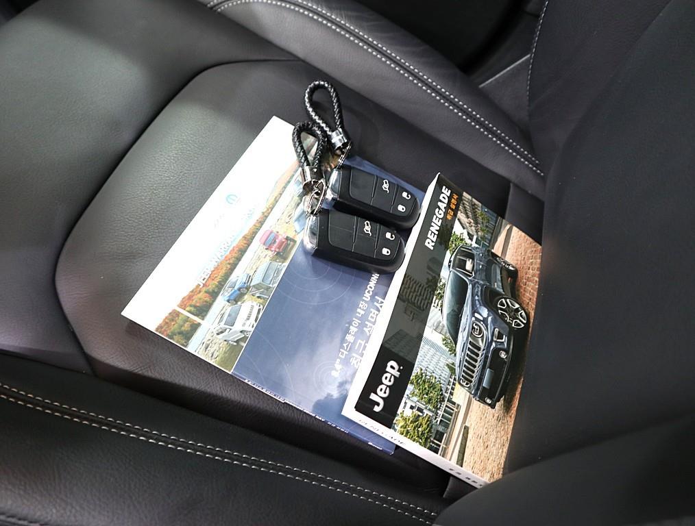 Jeep Renegade 2022 Gris - Importación desde Corea - HF Imports Iquique - Foto 17