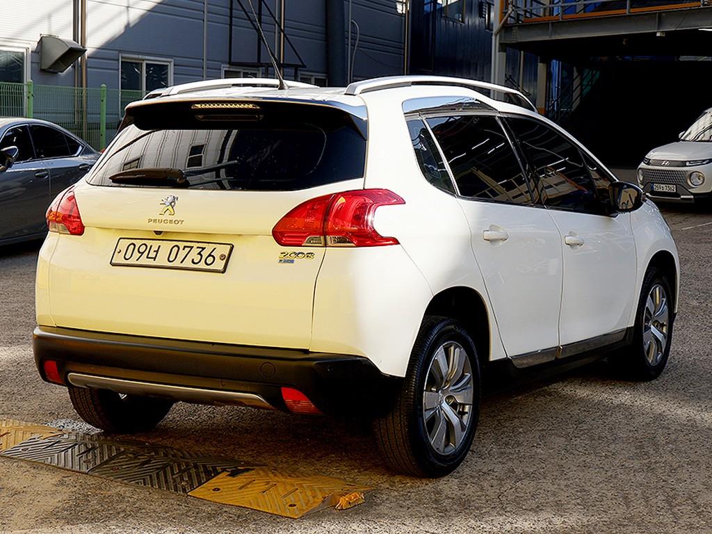 Peugeot 2008 - Vista 7