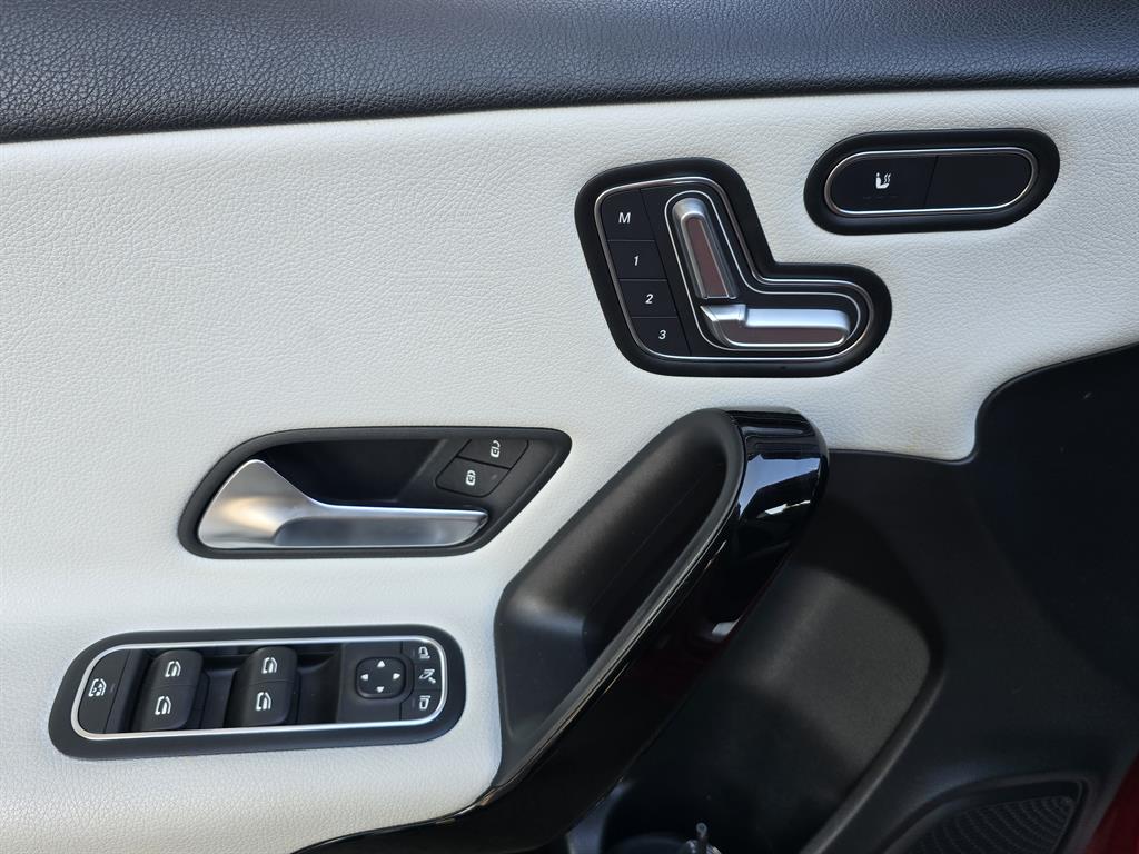 Mercedes Benz A Class - Vista 6