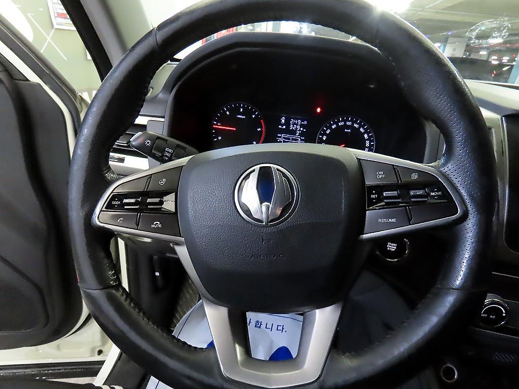 Ssangyong Rexton - Vista 8