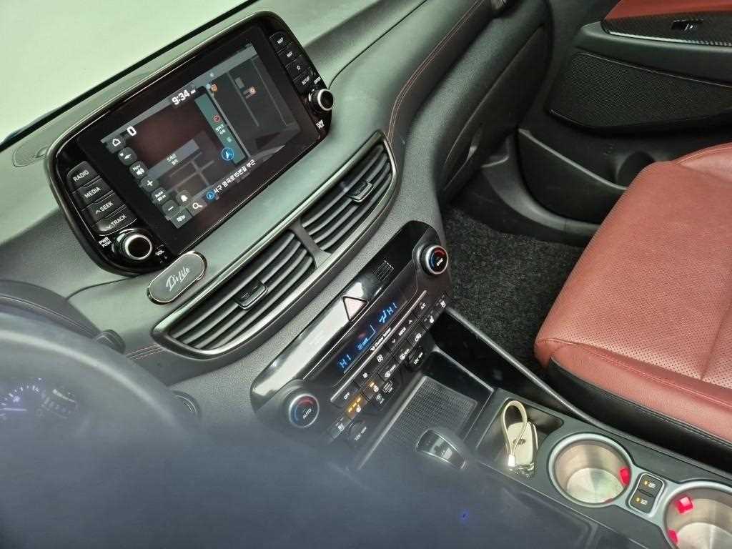 HYUNDAI Tucson - Vista 10