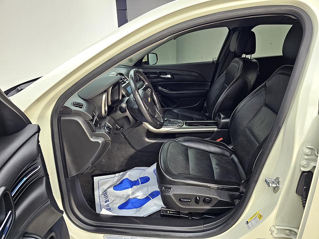 Chevrolet Malibu - Vista 8