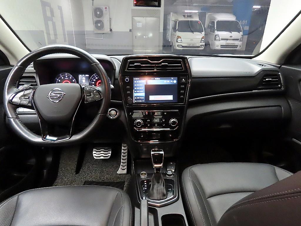 Ssangyong Tivoli - Vista 8