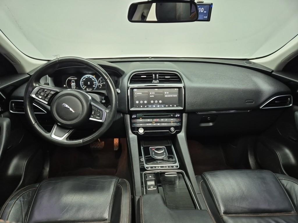 Jaguar F-PACE - Vista 7