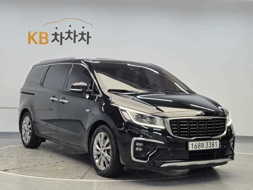 KIA Carnival - Vista 4