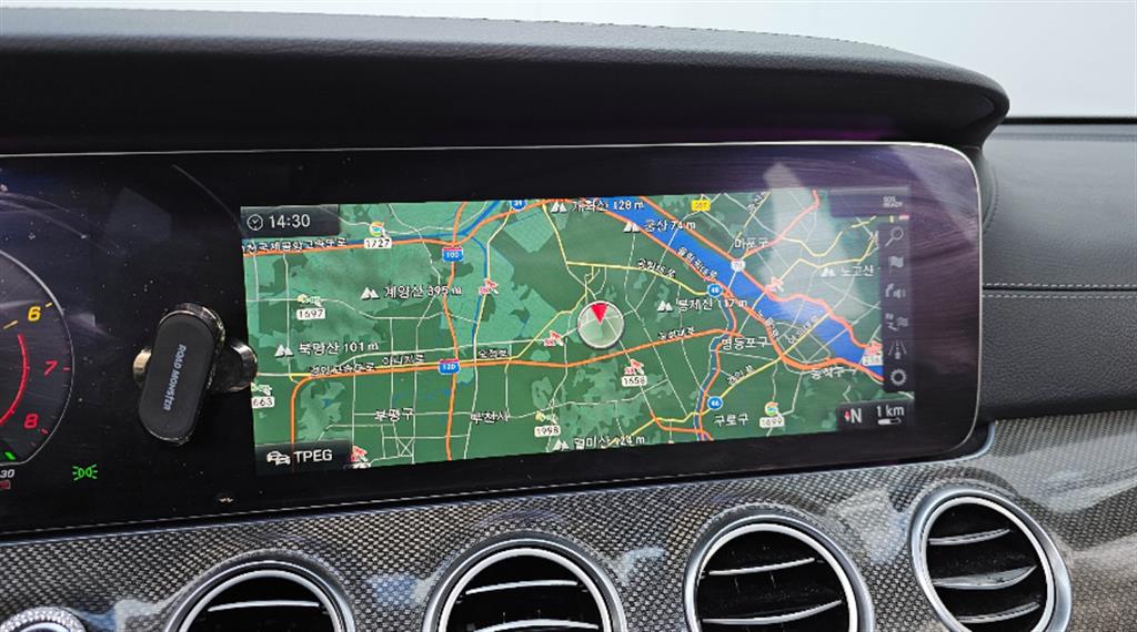 Mercedes Benz E class 2019 Blanco - Importación desde Corea - HF Imports Iquique - Foto 18