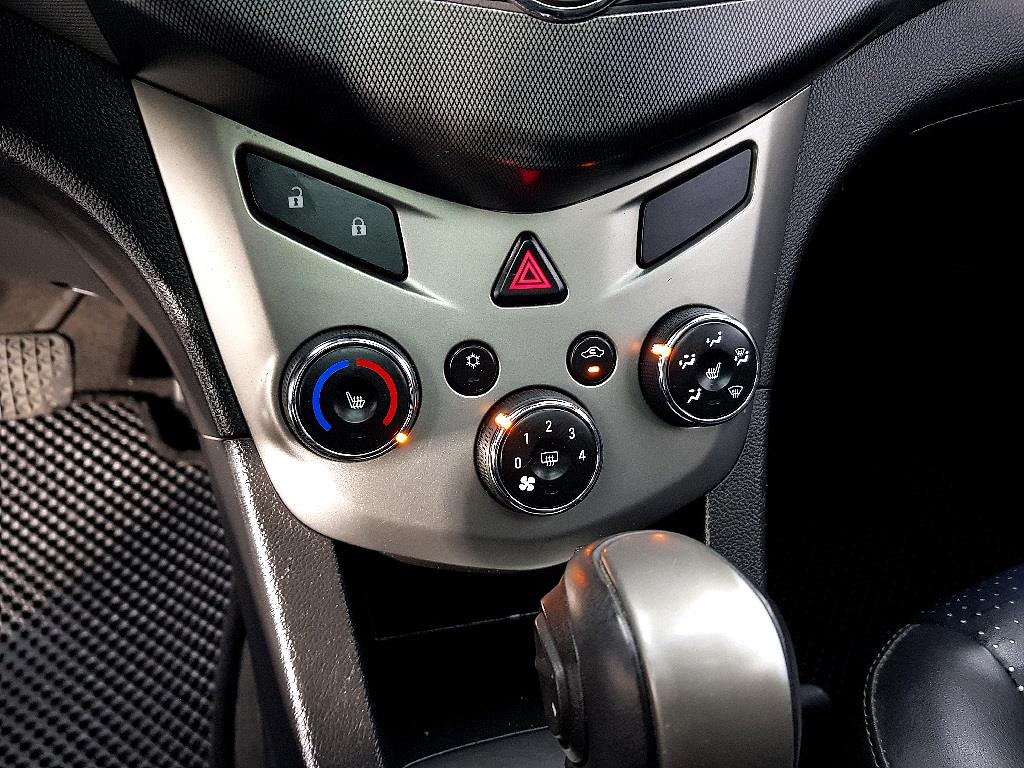 Chevrolet Abeo 2014 Gris - Importación desde Corea - HF Imports Iquique - Foto 13