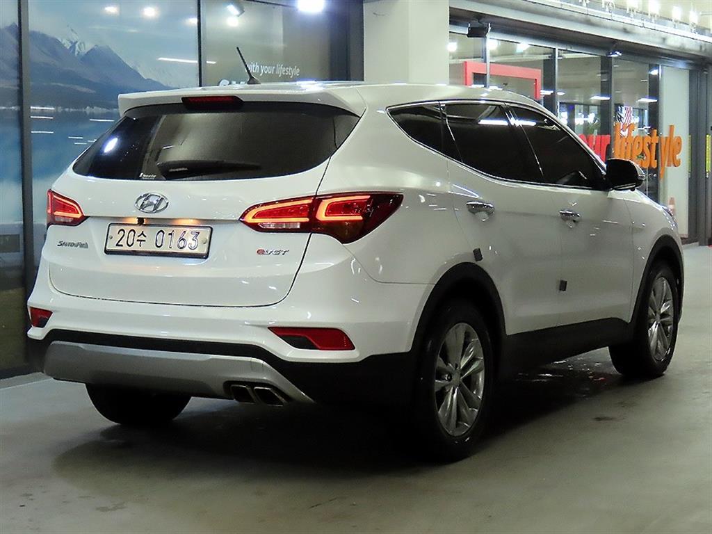 HYUNDAI Santa Fe - Vista 4