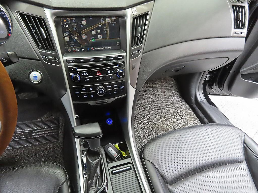 HYUNDAI Sonata 2014 Negro - Importación desde Corea - HF Imports Iquique - Foto 7