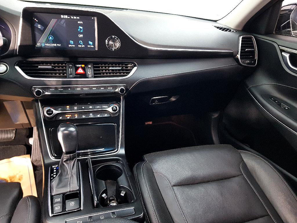 HYUNDAI Grandeur - Vista 10