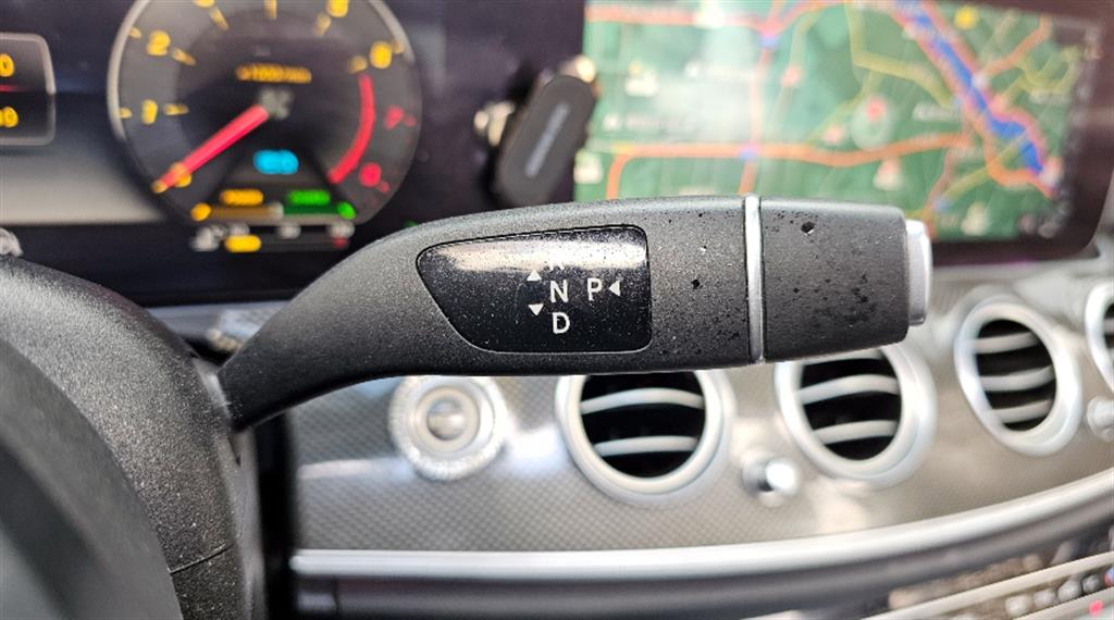 Mercedes Benz E class - Vista 11
