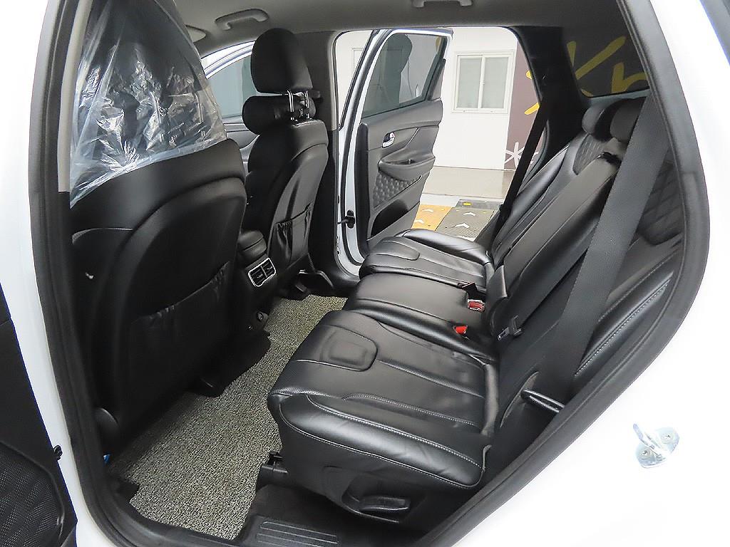 HYUNDAI Santa Fe 2021 Blanco - Importación desde Corea - HF Imports Iquique - Foto 9