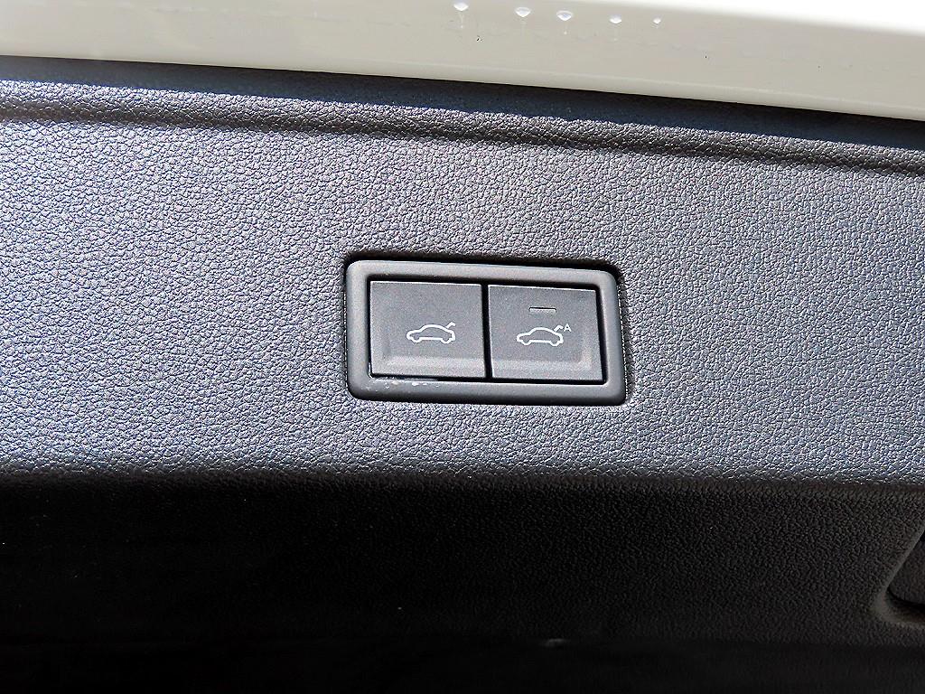 Volkswagen Touareg 2024 Blanco - Importación desde Corea - HF Imports Iquique - Foto 15