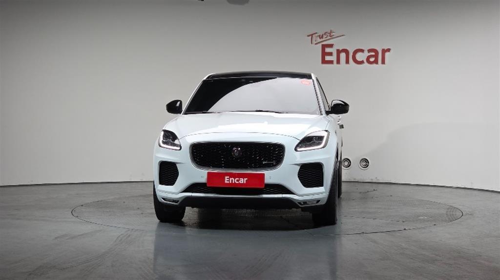 Jaguar E-PACE - Vista 3