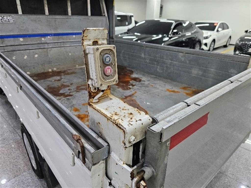 Small Truck Top_Powergate 2022 Blanco - Importación desde Corea - HF Imports Iquique - Foto 13