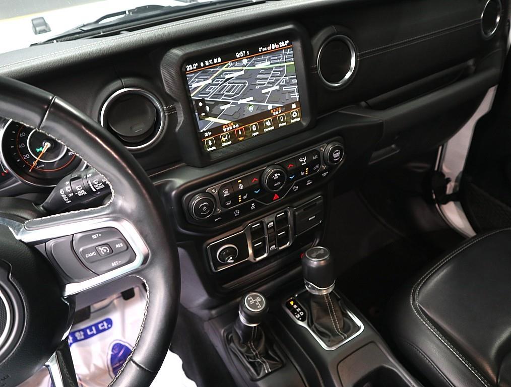 Jeep Wrangler - Vista 10