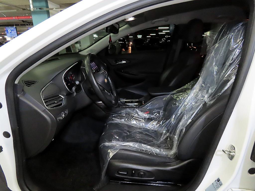 Chevrolet Malibu - Vista 6