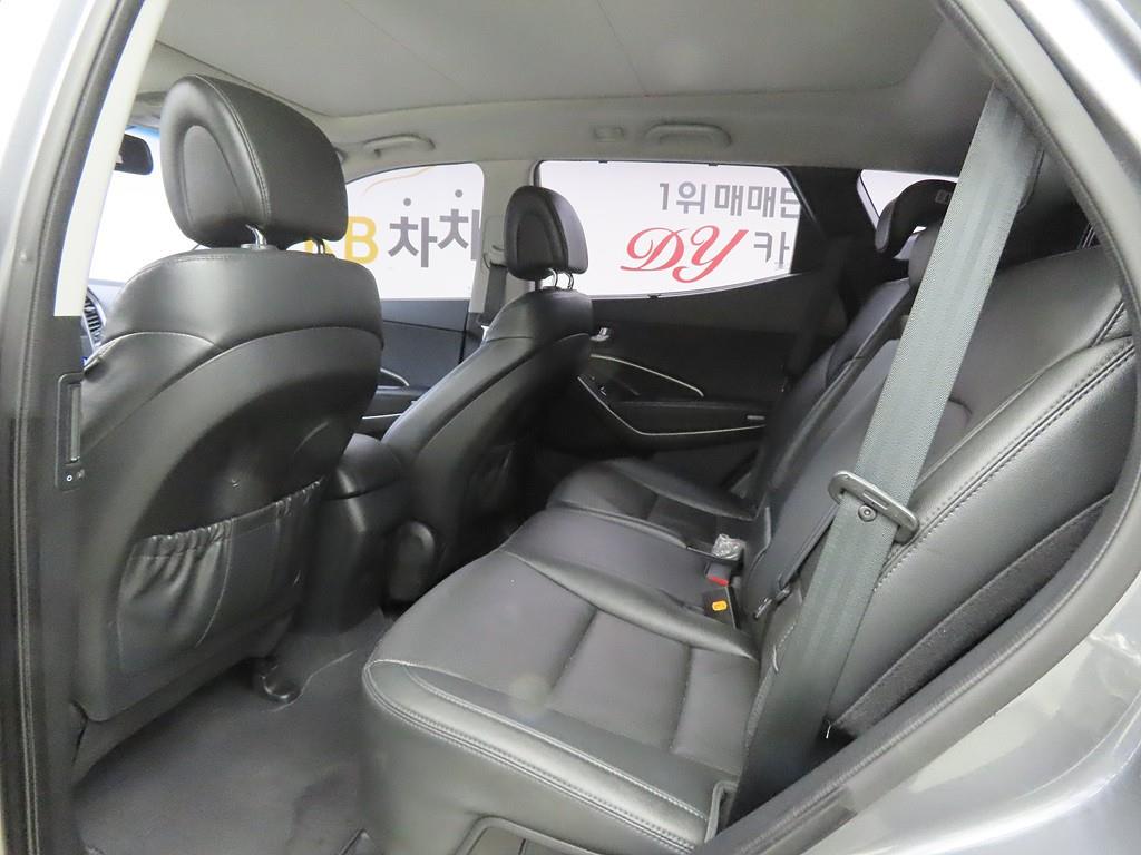 HYUNDAI Santa Fe - Vista 6