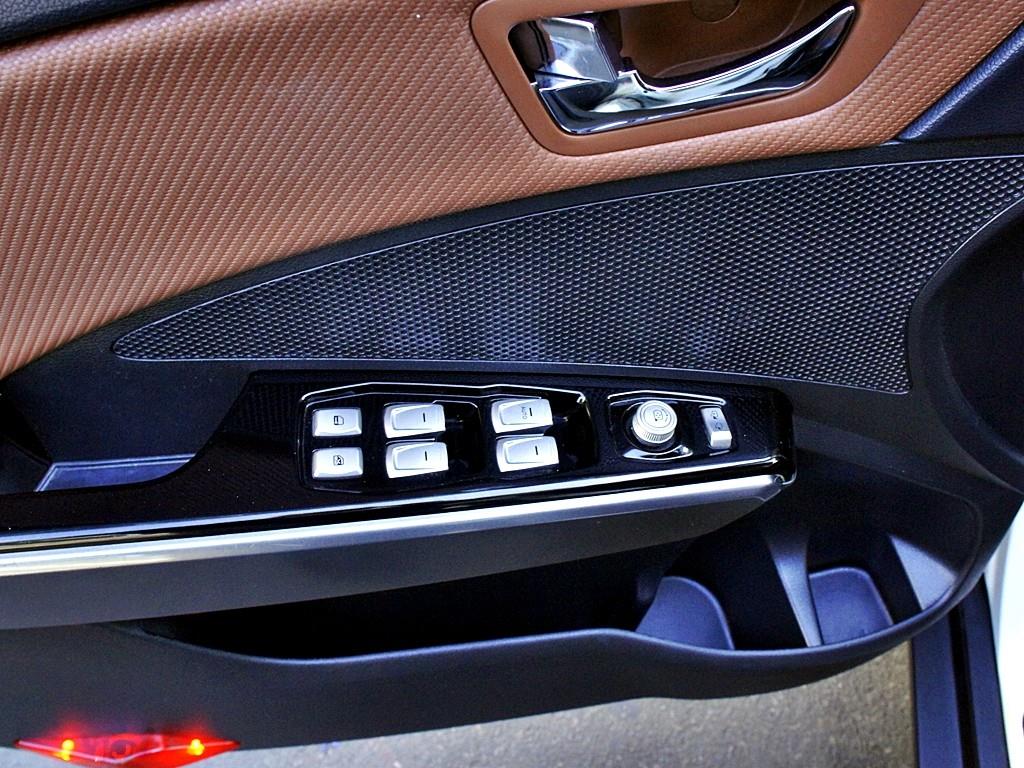 Ssangyong Tivoli 2019 Blanco - Importación desde Corea - HF Imports Iquique - Foto 13