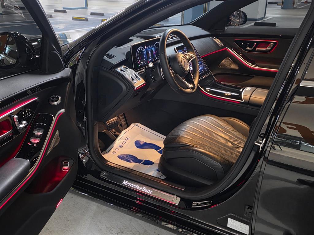 Mercedes Benz S Class - Vista 12