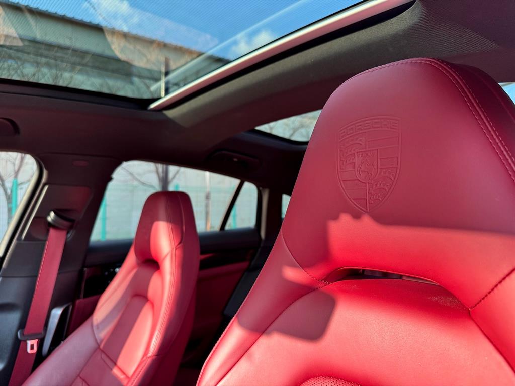 Porsche Panamera - Vista 11