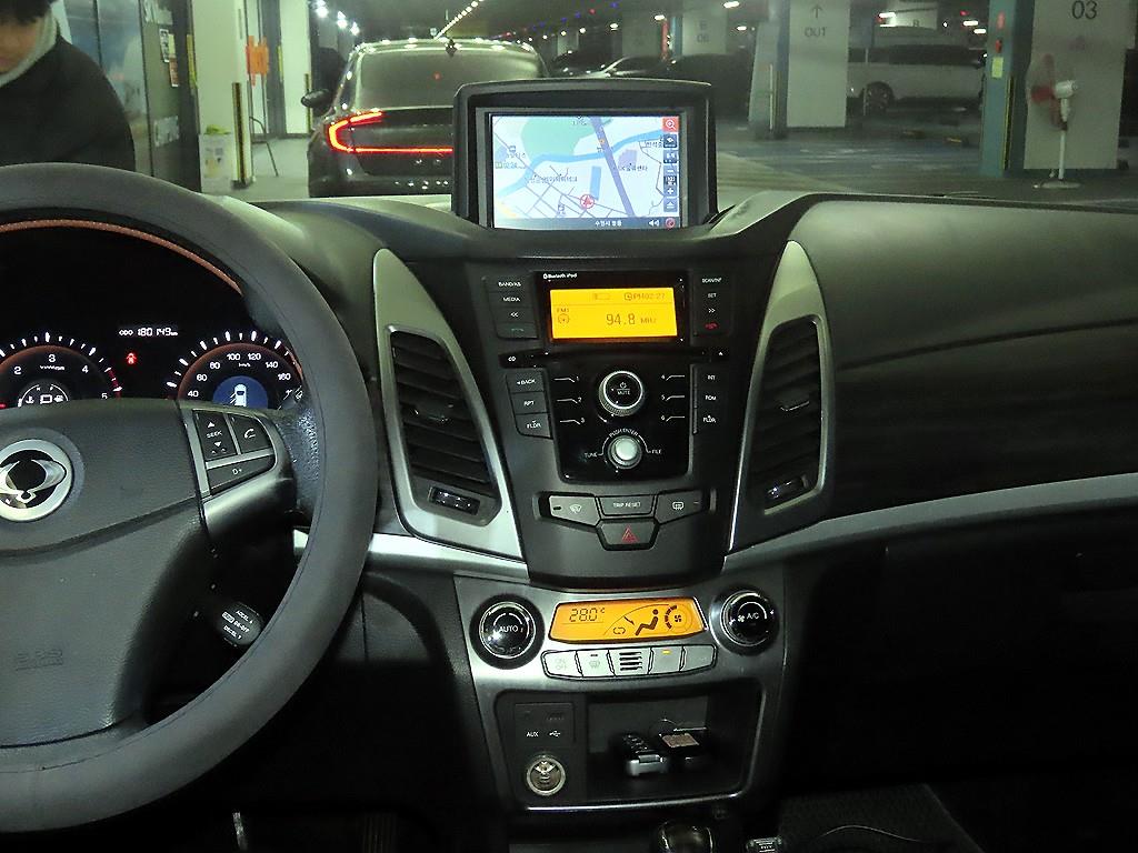 Ssangyong Korando - Vista 11