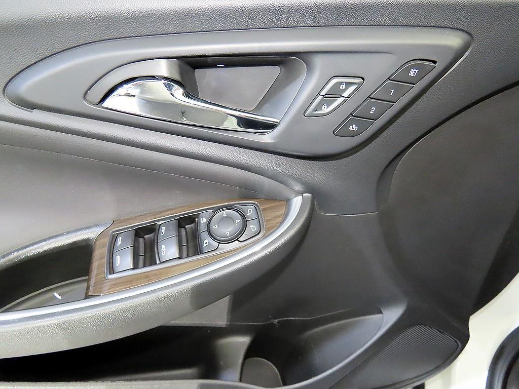 Chevrolet Malibu 2019 Blanco - Importación desde Corea - HF Imports Iquique - Foto 13