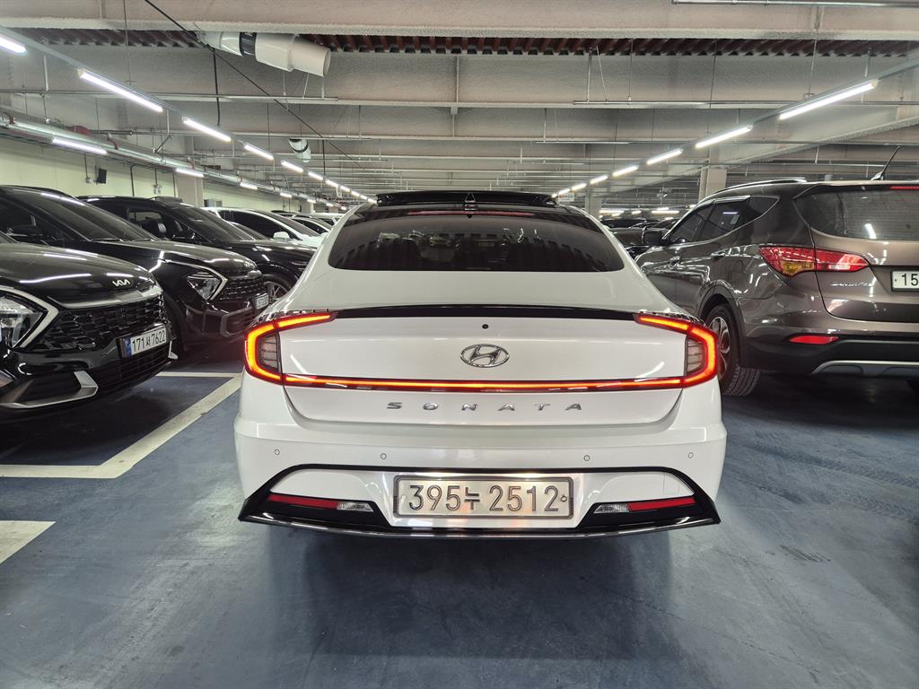 HYUNDAI Sonata - Vista 5