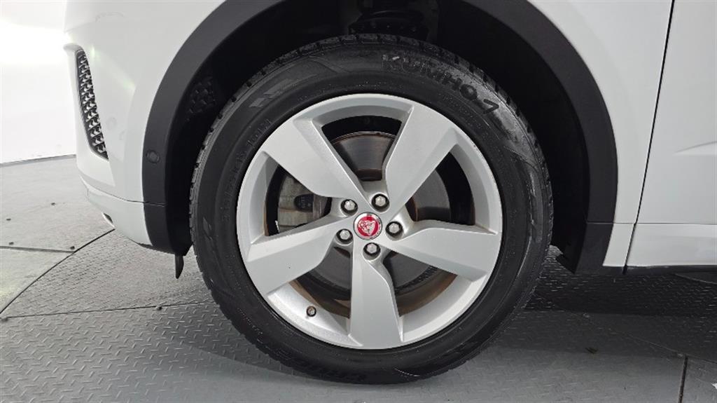 Jaguar E-PACE - Vista 5